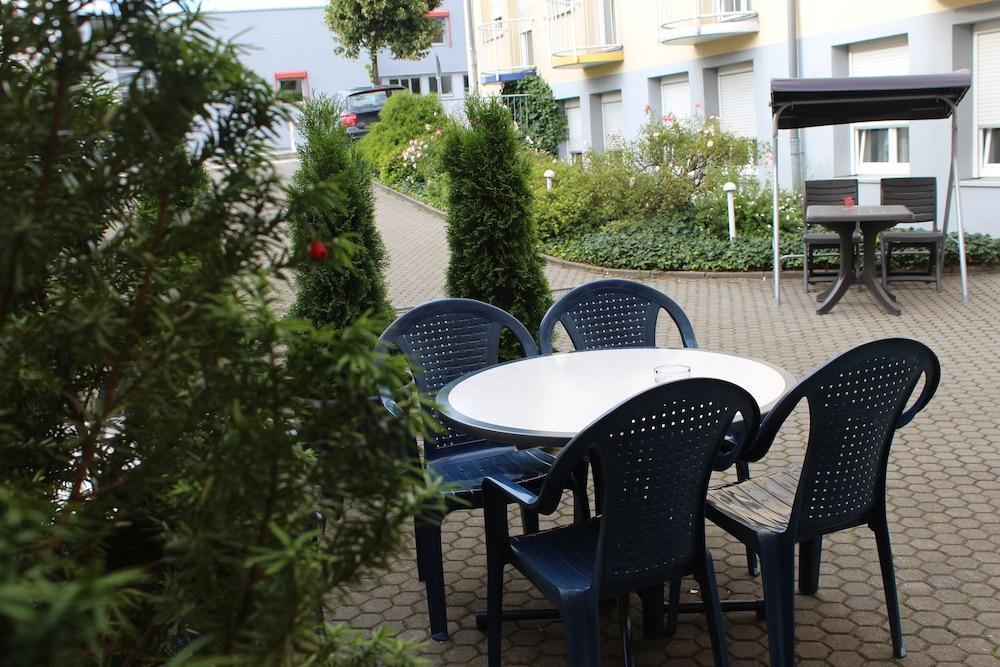 Leomar Hotel Ulm Exterior foto